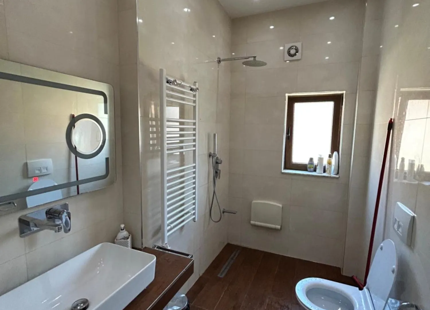 Sun Apartment In The Heart Of Tirana